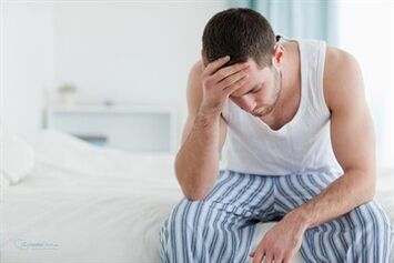 Un inconfort sévère est l'un des symptômes de la prostatite aiguë
